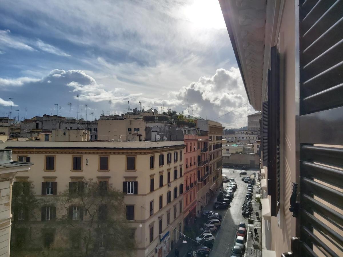 House In The Light Vatican Appartamento Per Vacanze Rome Buitenkant foto